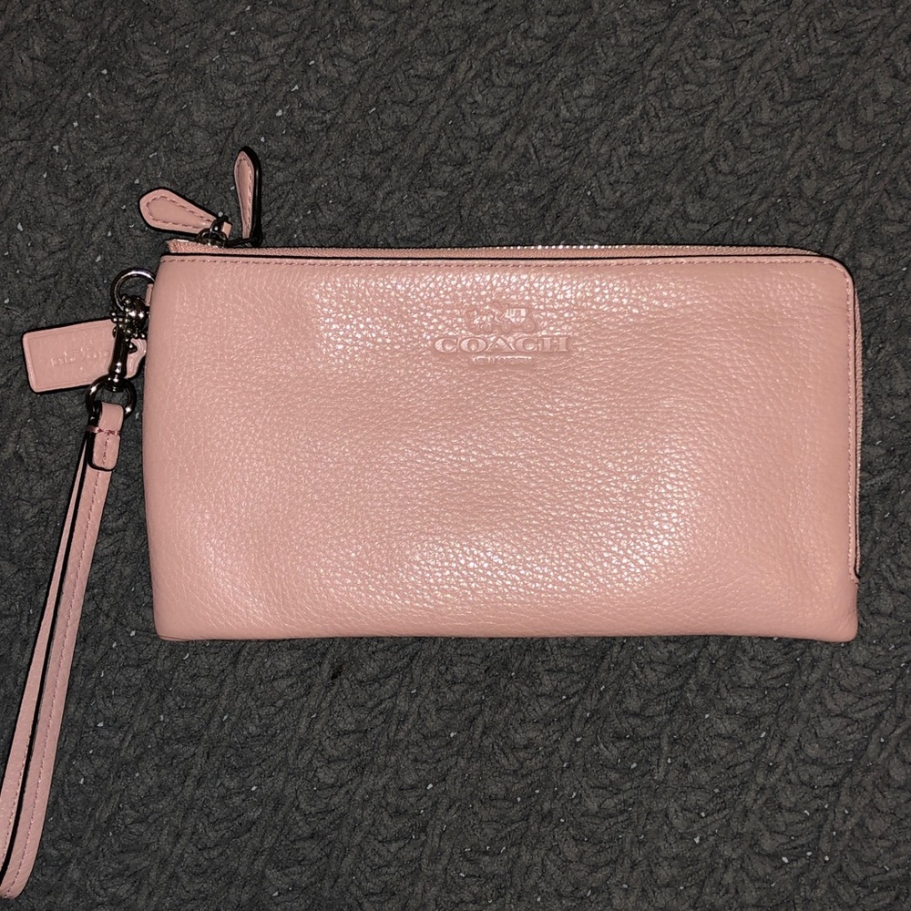 Light pink coach wristlet